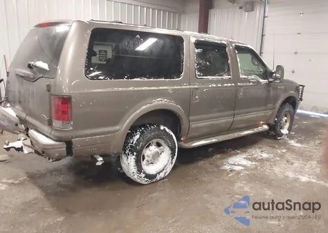 2002 Ford Excursion Limited из США, поврежденный, VIN 1FMSU43F32EC84570